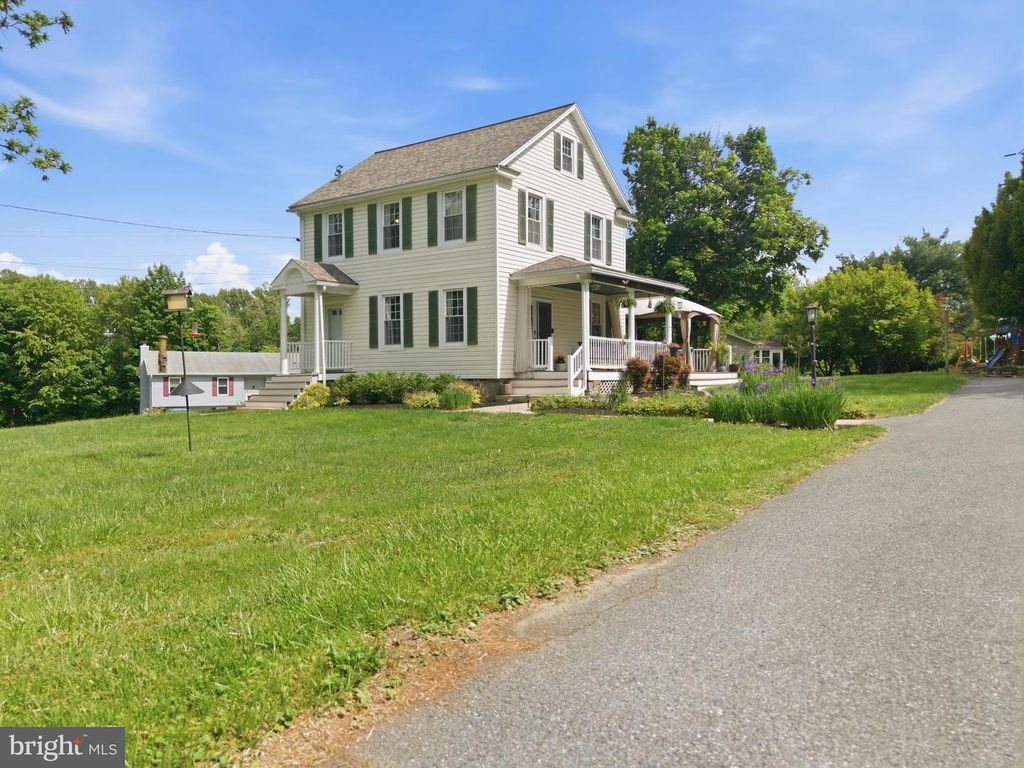 Image 40 of property listing at 19 TIMBER GROVE RD, Owings Mills, MD 21117