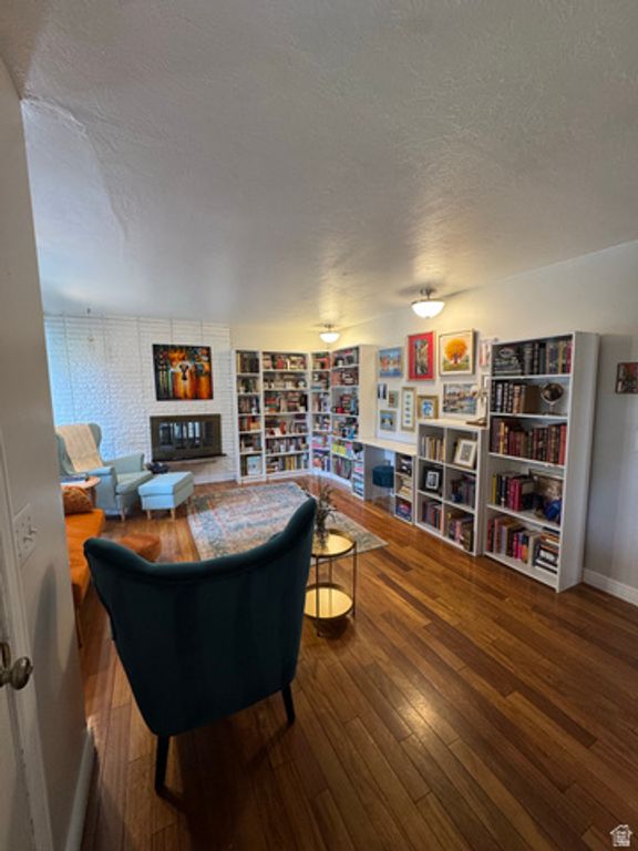 562 W FERN DR, Midvale, UT 84047 — photo 4