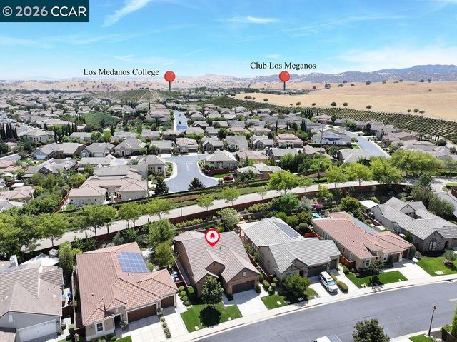 1083 Pomerol Cir, Brentwood, CA 94513