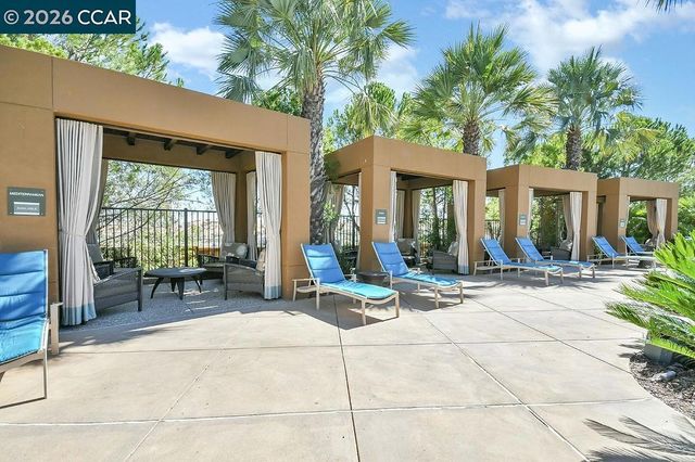 1083 Pomerol Cir, Brentwood, CA 94513
