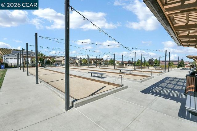 1083 Pomerol Cir, Brentwood, CA 94513
