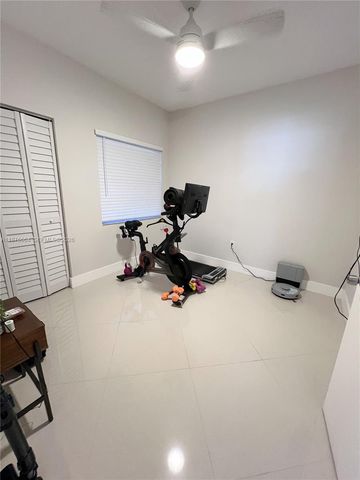 1851 NW 96th Terrace 6B, Pembroke Pines, FL 33024
