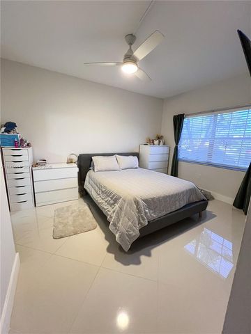 1851 NW 96th Terrace 6B, Pembroke Pines, FL 33024