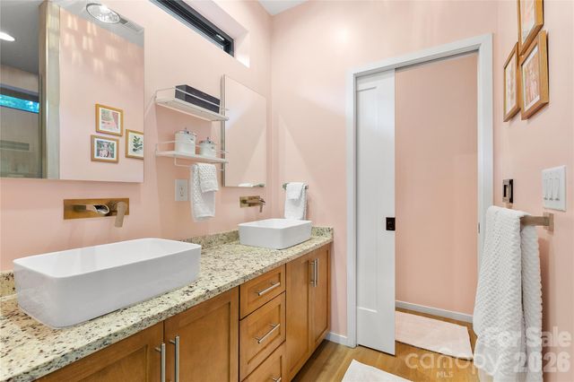 1907 Kenwood Avenue, Charlotte, NC 28205