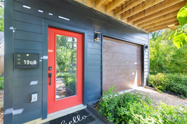 1907 Kenwood Avenue, Charlotte, NC 28205