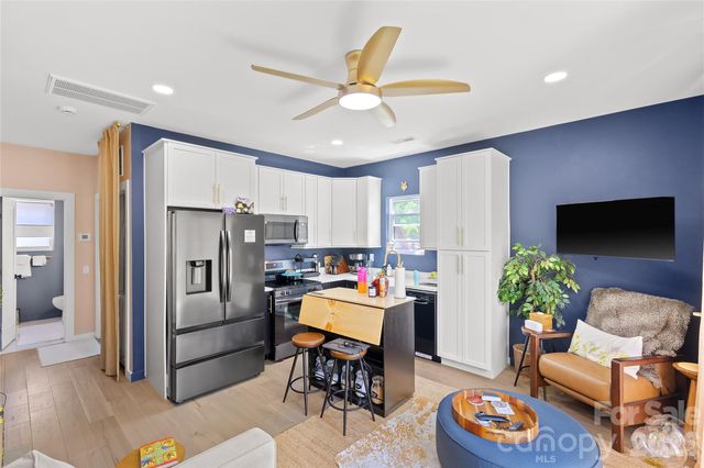 1907 Kenwood Avenue, Charlotte, NC 28205
