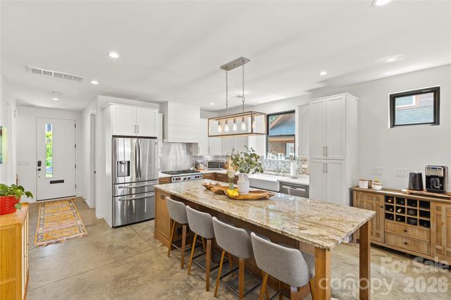 1907 Kenwood Avenue, Charlotte, NC 28205