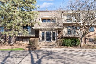 114 E Bailey Road L, Naperville, IL 60565