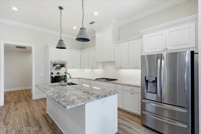 102 Twain Trail, Clinton, MS 39056