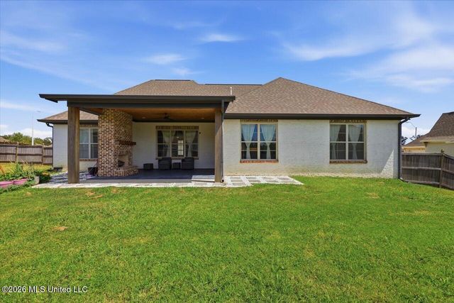 102 Twain Trail, Clinton, MS 39056