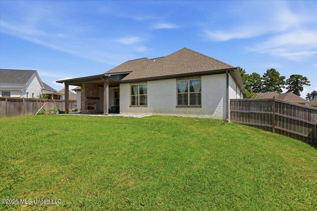 102 Twain Trail, Clinton, MS 39056