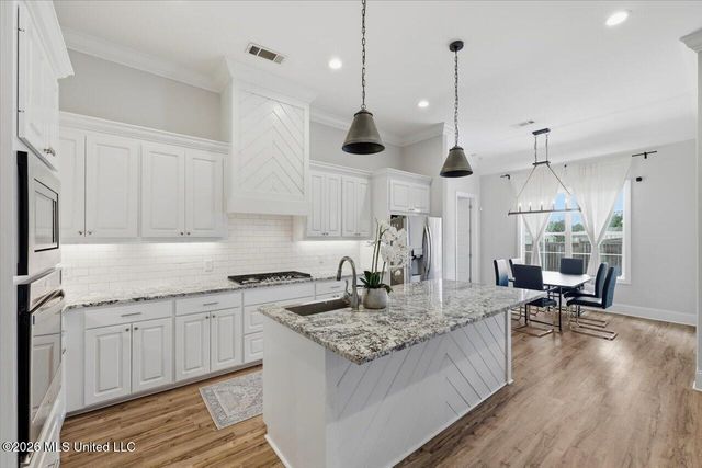 102 Twain Trail, Clinton, MS 39056