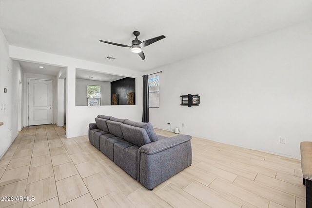 18057 W IDA Lane, Surprise, AZ 85387