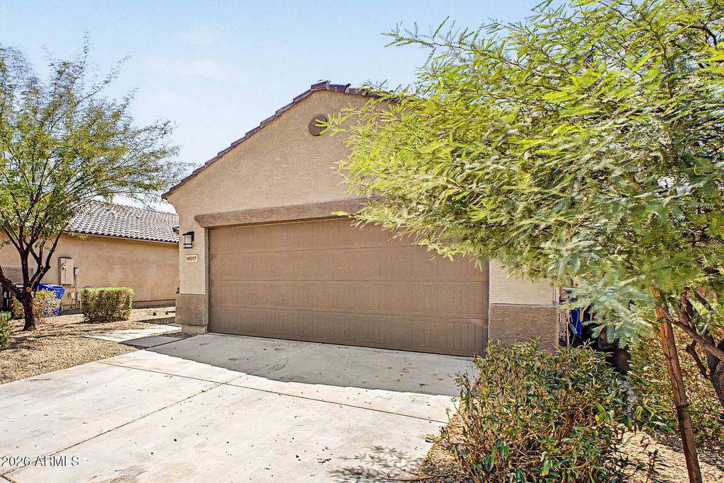18057 W IDA Lane, Surprise, AZ 85387 — photo 3