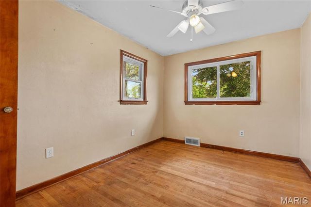 209 Sterling Drive, Moro, IL 62067