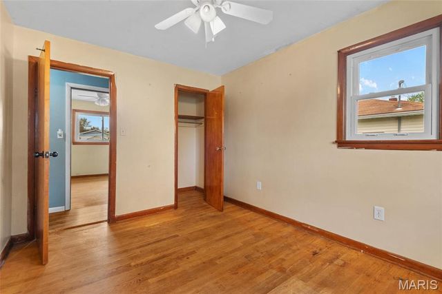 209 Sterling Drive, Moro, IL 62067