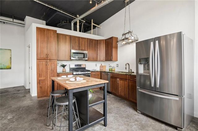881 Memorial Drive SE 119, Atlanta, GA 30316