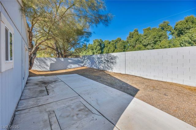 5898 Sassy Rose Drive, Las Vegas, NV 89122