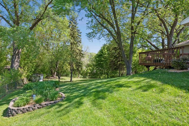 10643 Vessey Road, Bloomington, MN 55437