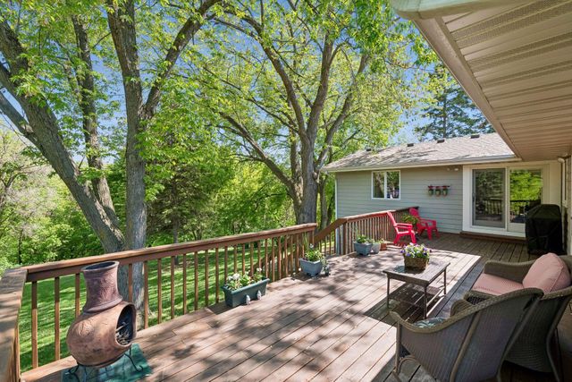 10643 Vessey Road, Bloomington, MN 55437