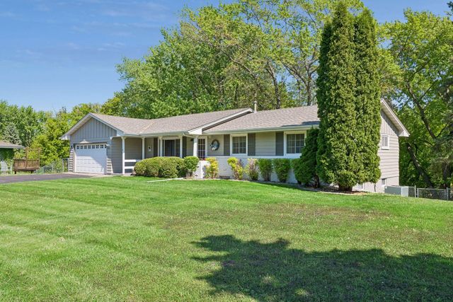 10643 Vessey Road, Bloomington, MN 55437