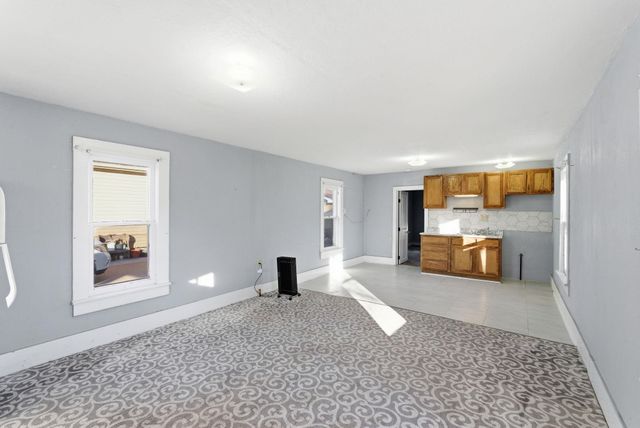 610 W Osie St, Wichita, KS 67213