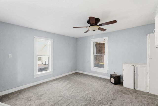 610 W Osie St, Wichita, KS 67213