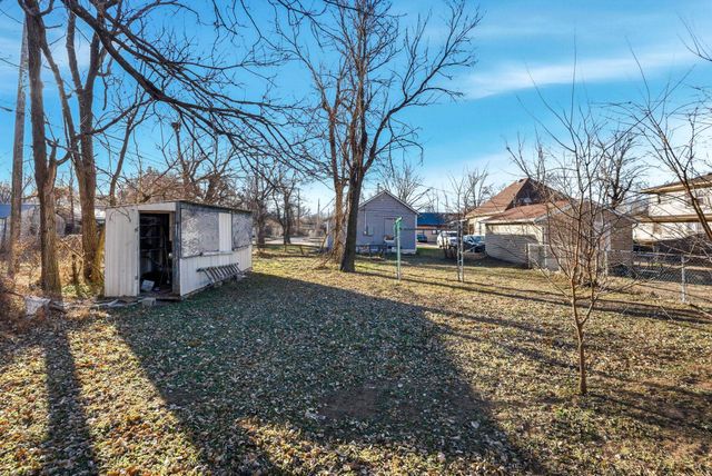 610 W Osie St, Wichita, KS 67213