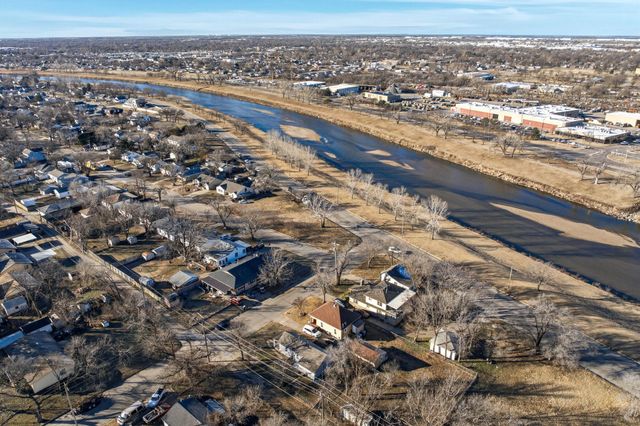 610 W Osie St, Wichita, KS 67213