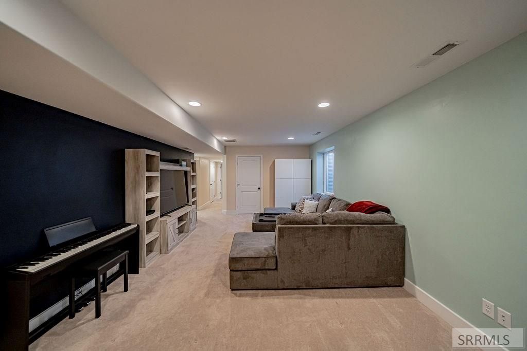 Image 28 of property listing at 6601 Bedford Ave, Idaho Falls, ID 83402