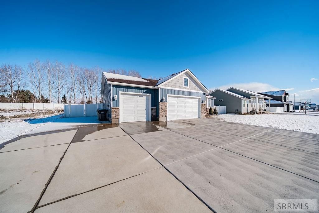 Image 3 of property listing at 6601 Bedford Ave, Idaho Falls, ID 83402