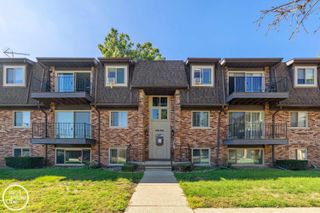 313 Riviera Drive Unit #67, Saint Clair Shores, MI 48080