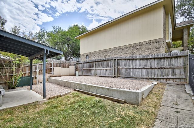13802 Fairway Crest, San Antonio, TX 78217