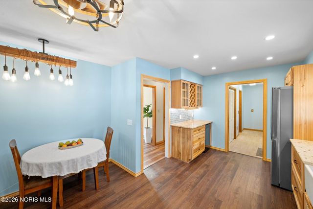 255 N River Road, Waterville, OH 43566