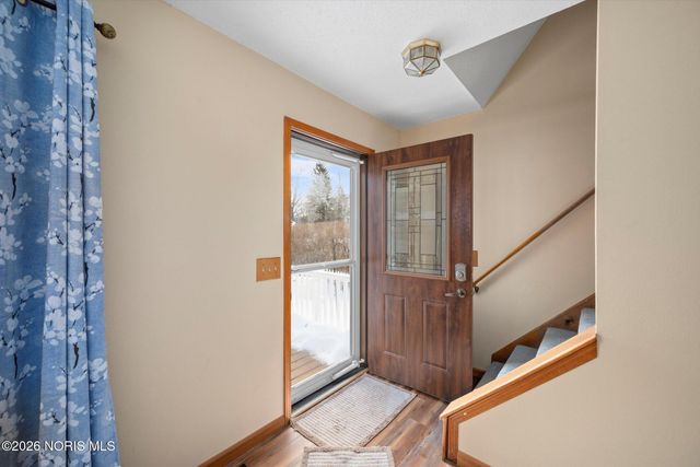 255 N River Road, Waterville, OH 43566