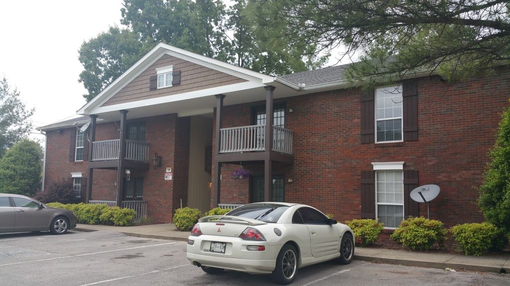 277 Dunbar Cave Rd Apt A, Clarksville, TN 37043