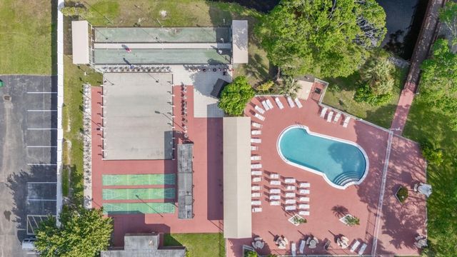 2881 NW 47th Terrace 103, Lauderdale Lakes, FL 33313