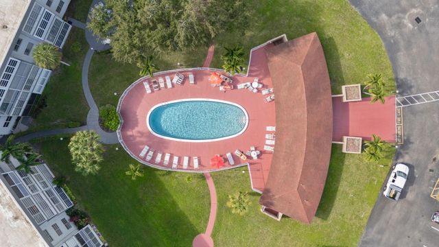 2881 NW 47th Terrace 103, Lauderdale Lakes, FL 33313