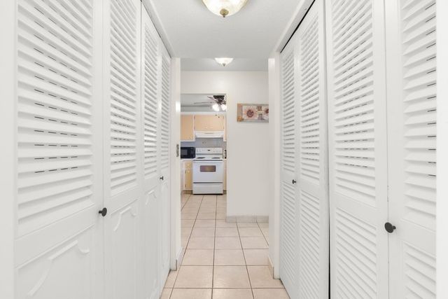 2881 NW 47th Terrace 103, Lauderdale Lakes, FL 33313