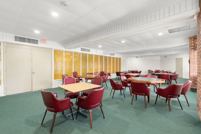 2881 NW 47th Terrace 103, Lauderdale Lakes, FL 33313