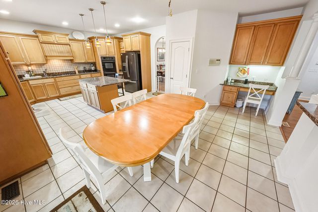 906 Broomfield Trail, Elizabeth City, NC 27909