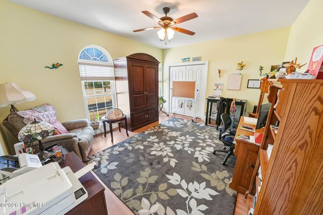 906 Broomfield Trail, Elizabeth City, NC 27909