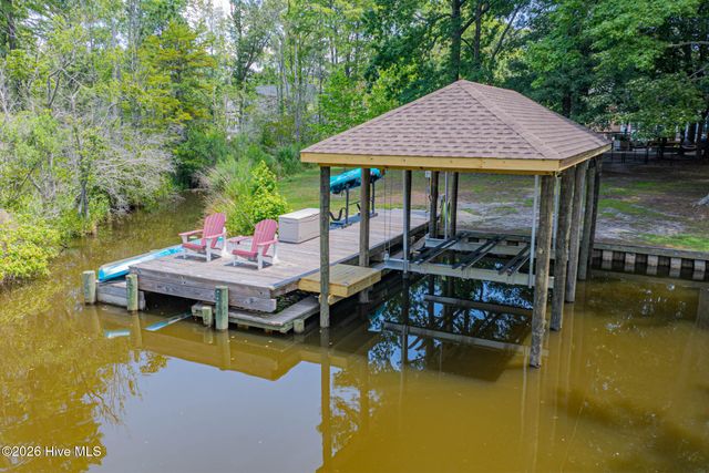 906 Broomfield Trail, Elizabeth City, NC 27909
