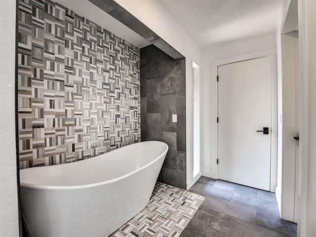 3117 Rolling Stone Road, Oklahoma City, OK 73120