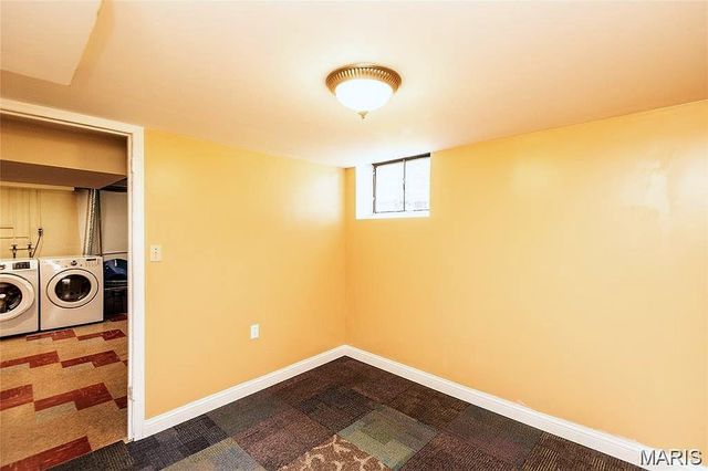 9904 Markhall Lane, St Louis, MO 63123