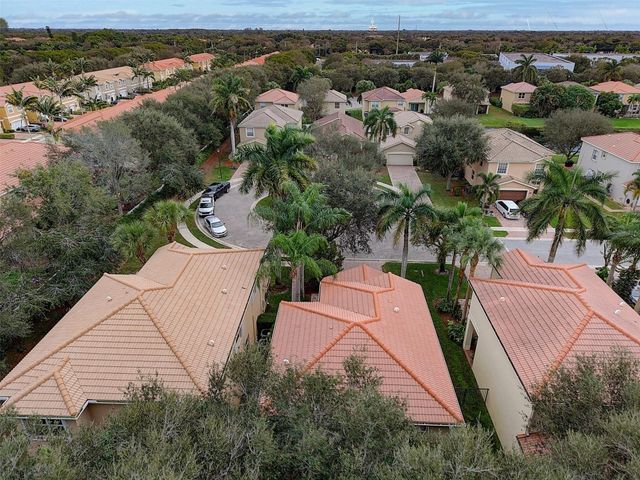 10555 Cocobolo Way, Boynton Beach, FL 33437