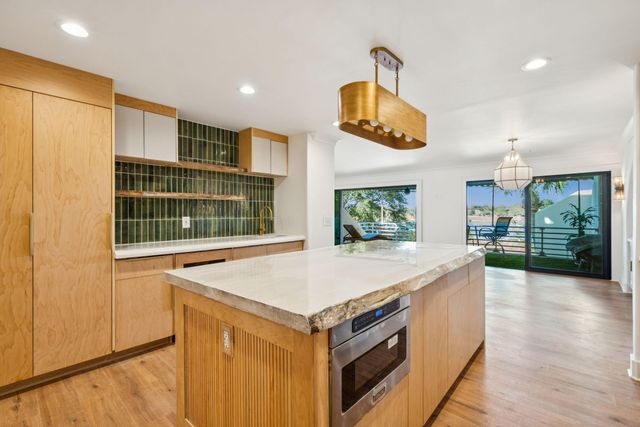 150 Wappoo Creek Drive 9, Charleston, SC 29412