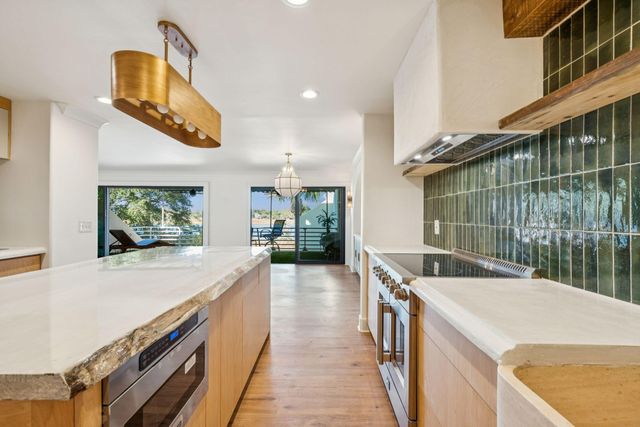 150 Wappoo Creek Drive 9, Charleston, SC 29412