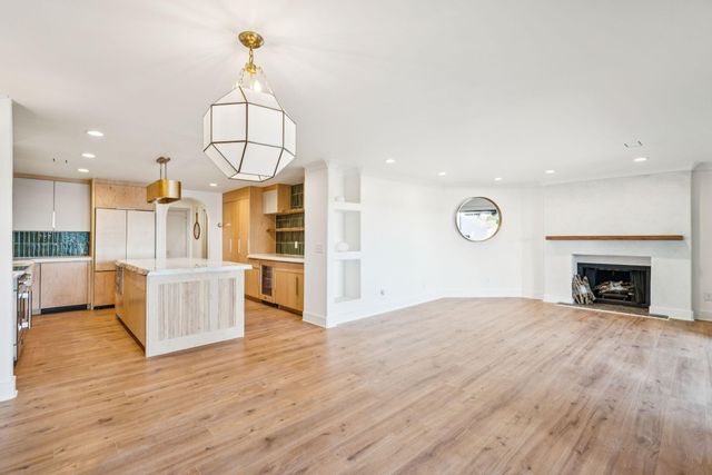 150 Wappoo Creek Drive 9, Charleston, SC 29412