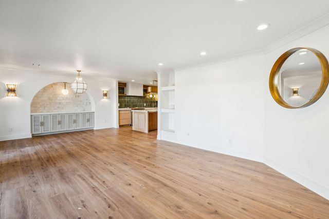 150 Wappoo Creek Drive 9, Charleston, SC 29412